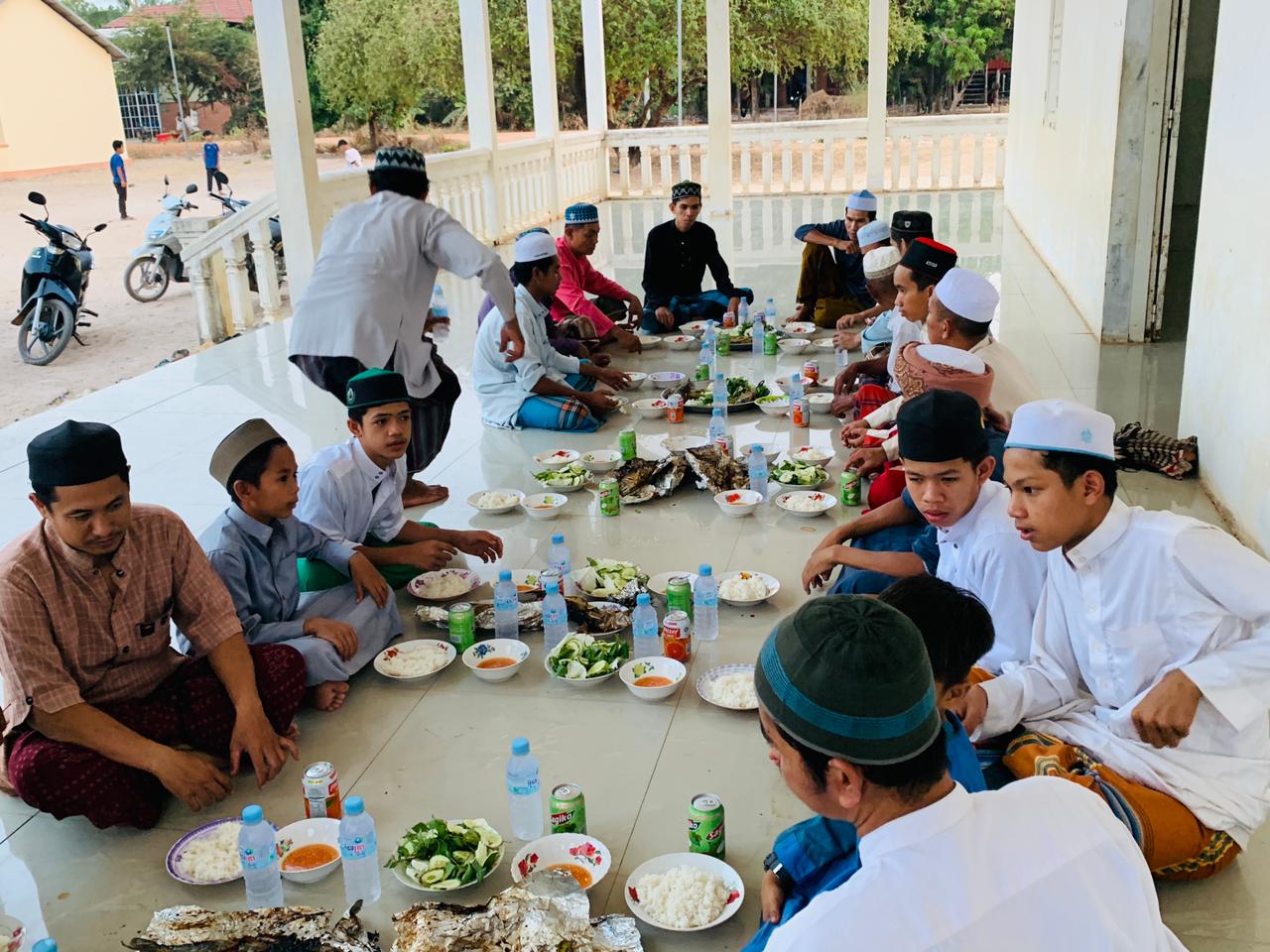 Cambodia Food Pack